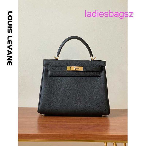 designer herme kely shoulder bags price 2022 new bag lychee pattern layer cow leather tide one shoulder diagonal straddle portable female
designer herme kely shoulder bags price 2022 new bag lychee pattern layer cow leather tide one shoulder diagonal straddle portable female