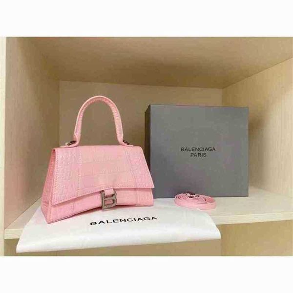 balencaigass handbags designers bag 2022 fashion alligator b-shaped hourglasss bags summer fashion versatile handbag one shoulder messenger
balencaigass handbags designers bag 2022 fashion alligator b-shaped hourglasss bags summer fashion versatile handbag one shoulder messenger