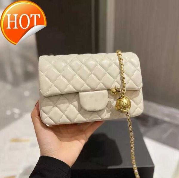 women's luxury designer single shoulder chain bags fashion clamshell classic ringer purse double letter solid buckle shoulders crossbod
women's luxury designer single shoulder chain bags fashion clamshell classic ringer purse double letter solid buckle shoulders crossbod
