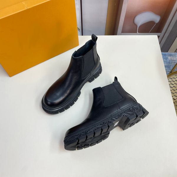 2023 man sell classic snow mini boots warm boots fashion men platform boot ultra matte fur suede wool blend comfort winter designer ankle bo, Black
2023 man sell classic snow mini boots warm boots fashion men platform boot ultra matte fur suede wool blend comfort winter designer ankle bo, Black