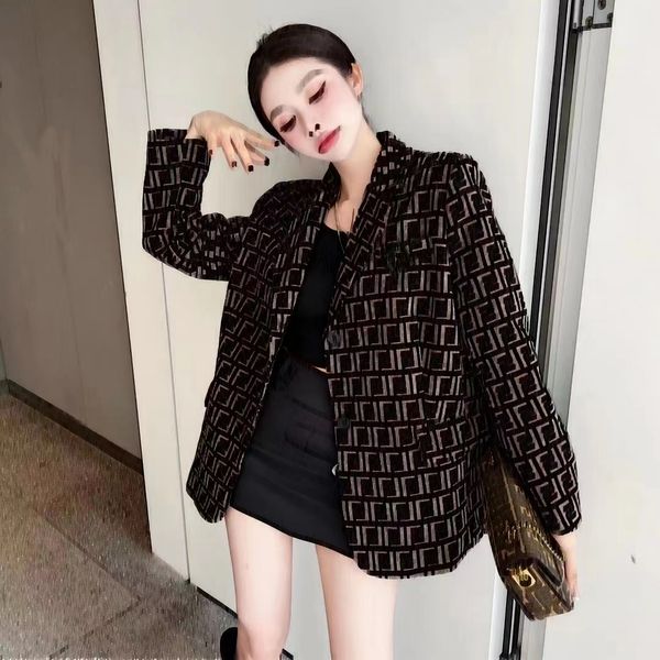 fashion women suit designer clothes blazer full letters spring new released e1398, White;black
fashion women suit designer clothes blazer full letters spring new released e1398, White;black
