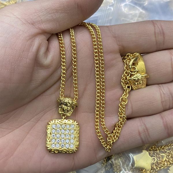 fashion new designed pendants cuba thick chain necklace banshee medusa head portrait 18k gold plated women's ladies necklaces desi206n, Silver
fashion new designed pendants cuba thick chain necklace banshee medusa head portrait 18k gold plated women's ladies necklaces desi206n, Silver