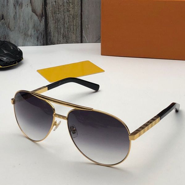 Men sunglasses Gold frame luxury Attitude Z0259U Unisex new Checker pattern mirror leg style plated square frames vintage design outdoor classical model Z0339
Men sunglasses Gold frame luxury Attitude Z0259U Unisex new Checker pattern mirror leg style plated square frames vintage design outdoor classical model Z0339