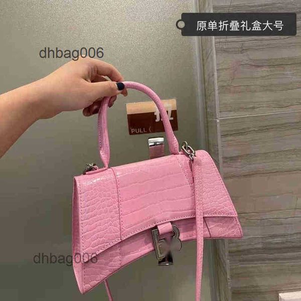 letter 2022 designer buckle bags crocodile hourglass women's handbag leather single shoulder messenger bagbalencaigass vbte
letter 2022 designer buckle bags crocodile hourglass women's handbag leather single shoulder messenger bagbalencaigass vbte