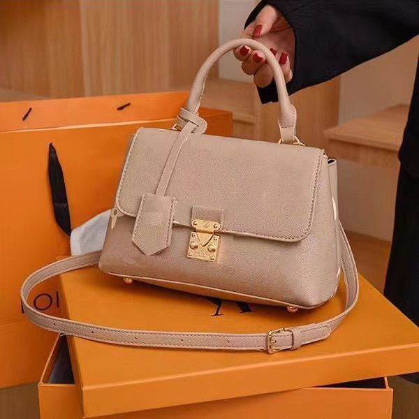 women shoulder bags luxurys handbag designers bag pu handbags fashion ladies cross body bag female tote handbag with dustbags
women shoulder bags luxurys handbag designers bag pu handbags fashion ladies cross body bag female tote handbag with dustbags