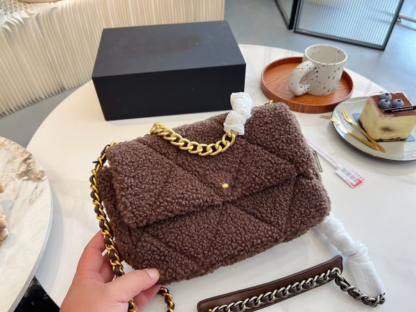 luxury designer bags handbag tote bag sheep plush classic plaid flap gold silver chain shoulder bag ss messengerb bagg cross body banquet sh
luxury designer bags handbag tote bag sheep plush classic plaid flap gold silver chain shoulder bag ss messengerb bagg cross body banquet sh