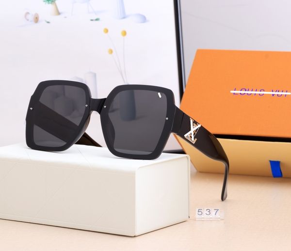 luxury sunglasses polaroid lens designer womens mens goggle senior eyewear for women eyeglasses frame vintage metal sun glasses with ff537 r, Silver
luxury sunglasses polaroid lens designer womens mens goggle senior eyewear for women eyeglasses frame vintage metal sun glasses with ff537 r, Silver