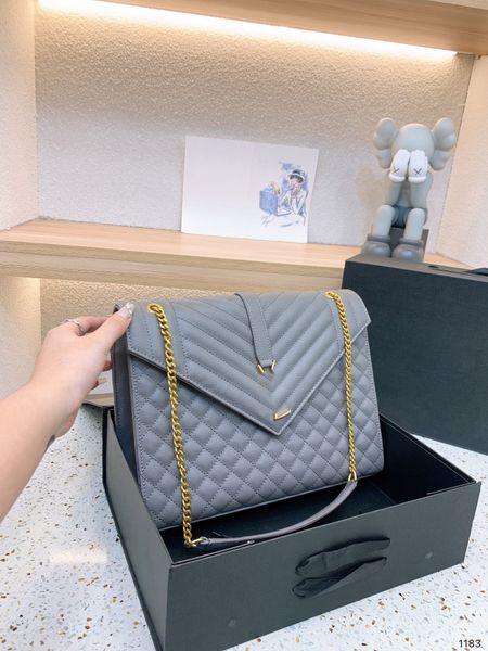 luxury tote brand shoulder bag crossbody handbag genuine leather designer messenger bags toe cattlehide 5a quality classic envelope diamond
luxury tote brand shoulder bag crossbody handbag genuine leather designer messenger bags toe cattlehide 5a quality classic envelope diamond