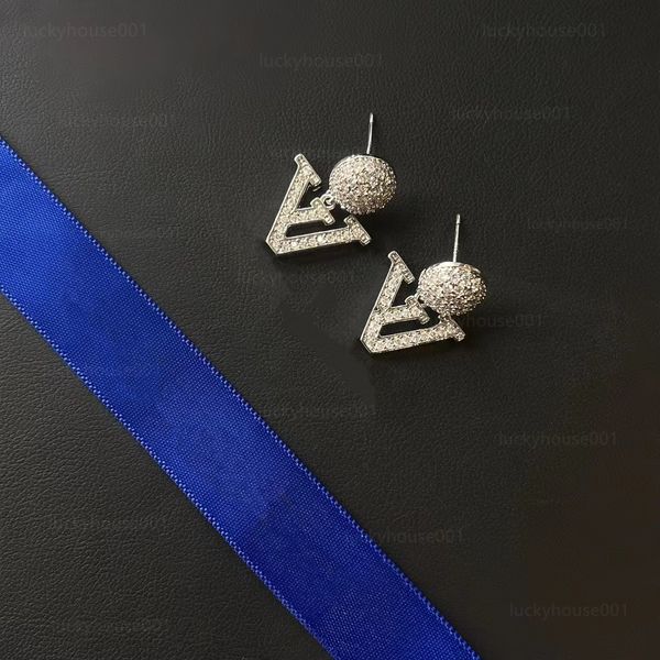 18k gold plated luxury charm earring women designer geometric letter earringss classical women crystal wedding party jewelry accessories a85, Golden
18k gold plated luxury charm earring women designer geometric letter earringss classical women crystal wedding party jewelry accessories a85, Golden