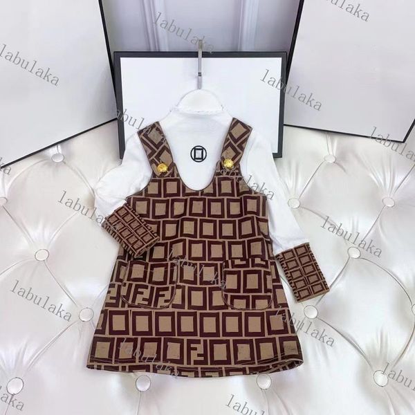 children designer clothing sets baby boy girls little bear a hoodie pants two-piece suit kids classic letters design clothing set white luxu
children designer clothing sets baby boy girls little bear a hoodie pants two-piece suit kids classic letters design clothing set white luxu