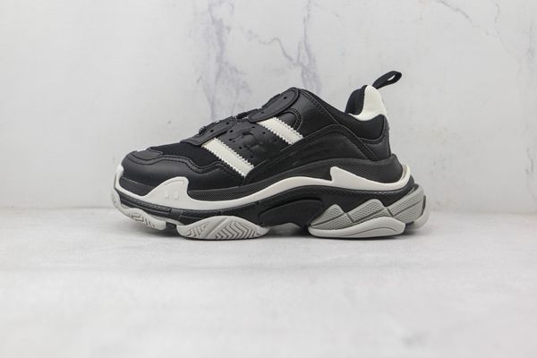 shoes b07 couple designer luxury edition casual sneakers co-branded paris first generation retro dad shoes bls x triple s black -1
shoes b07 couple designer luxury edition casual sneakers co-branded paris first generation retro dad shoes bls x triple s black -1
