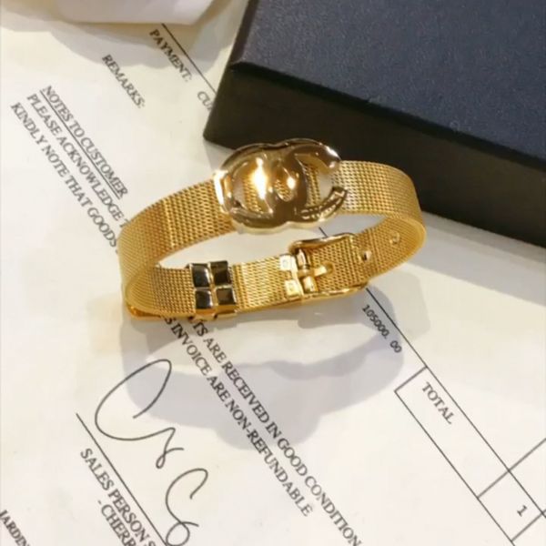 100% stainless steel charm bracelets for mens womens designer extravagant brand double letter gold plated bangle fashion adjustable bracelet, Golden;silver
100% stainless steel charm bracelets for mens womens designer extravagant brand double letter gold plated bangle fashion adjustable bracelet, Golden;silver