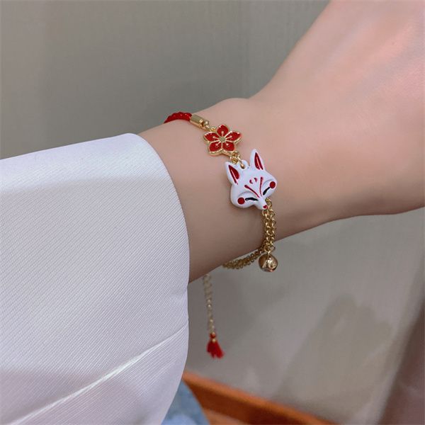 2022 new fashion cartoon animal bracelet women lovely fox retro jewelry lucky bell family lover gift ae516, Golden;silver
2022 new fashion cartoon animal bracelet women lovely fox retro jewelry lucky bell family lover gift ae516, Golden;silver