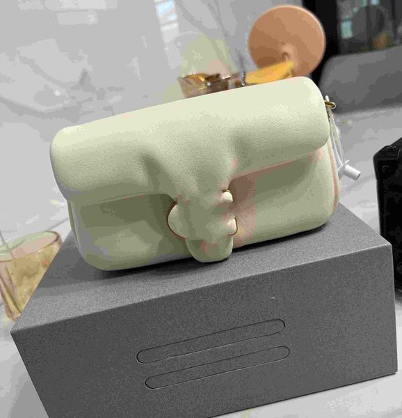 luxurys designers fashion wsomen bag lady totes handbags speedy with key lock shoulder strap dust bag no1314
luxurys designers fashion wsomen bag lady totes handbags speedy with key lock shoulder strap dust bag no1314