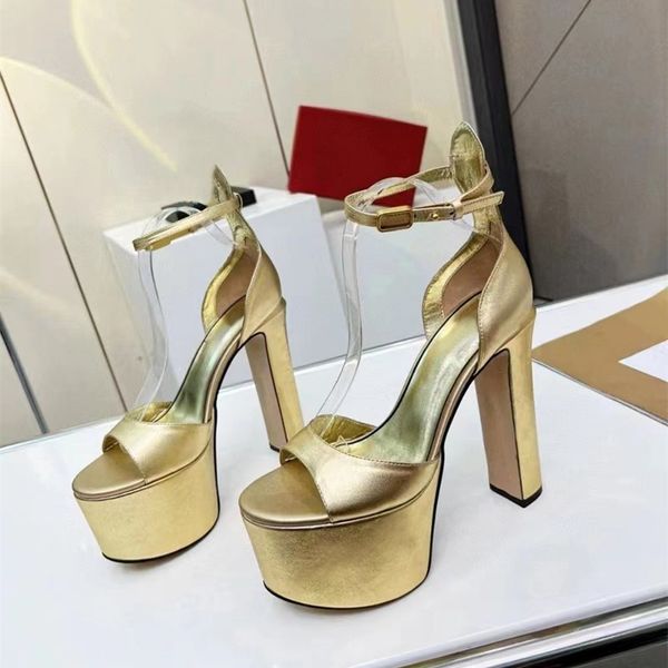 summer the new sandals 15.5cmhigh heels women dress shoes luxury designer platform wedding party fish mouth women shoes 35--42size, Black
summer the new sandals 15.5cmhigh heels women dress shoes luxury designer platform wedding party fish mouth women shoes 35--42size, Black