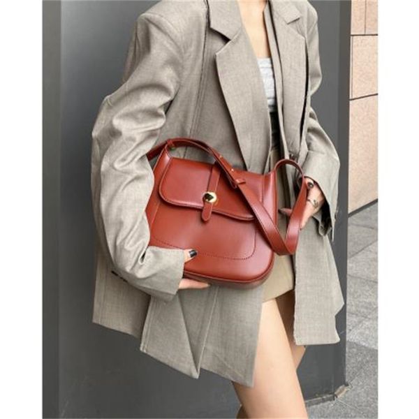 luxury handbags tote bag women crossbody bags vintage shoulder messenger bag designer purses fashion clutch square underarm wallet
luxury handbags tote bag women crossbody bags vintage shoulder messenger bag designer purses fashion clutch square underarm wallet