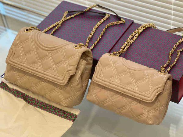 designer luxury women bag tory handbag tb fashion inclined shoulder bags versatile purses tories burchs totes large capacity saddle coal wal
designer luxury women bag tory handbag tb fashion inclined shoulder bags versatile purses tories burchs totes large capacity saddle coal wal