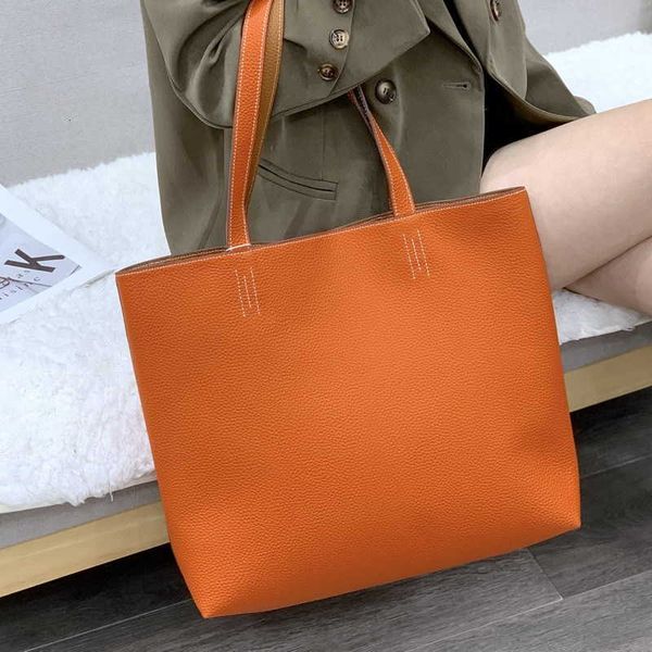 sell designer bags on the 2023 new h double faced leather shopping tote women's mommy
sell designer bags on the 2023 new h double faced leather shopping tote women's mommy