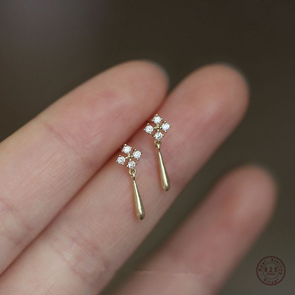 charm 925 sterling silver european simple snowflake stud earring pave crystal water drop tassel 14 gold jewelry 220920, Golden
charm 925 sterling silver european simple snowflake stud earring pave crystal water drop tassel 14 gold jewelry 220920, Golden