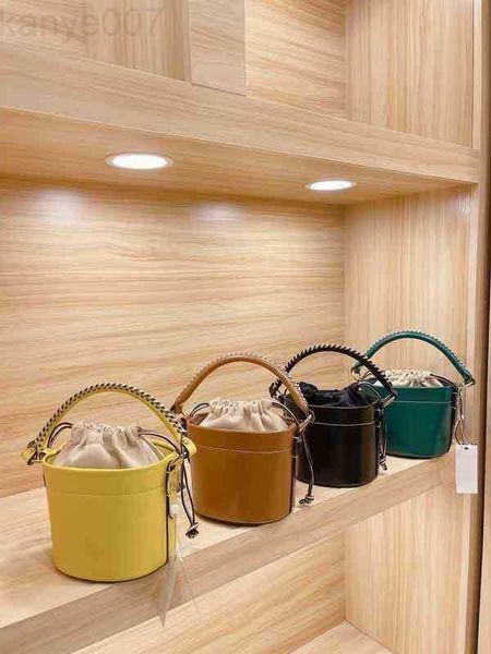 designer luxury women the tote bag fashion versatile handbags shoulder crossbody bags purse tories totes large capacity saddle wallets 7a j0
designer luxury women the tote bag fashion versatile handbags shoulder crossbody bags purse tories totes large capacity saddle wallets 7a j0