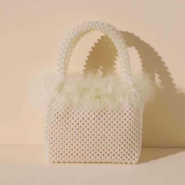 waist bags fur bucket bag for women handle ostrich beaded box handbags ladies famous brands chic banquet clutches purse 221119
waist bags fur bucket bag for women handle ostrich beaded box handbags ladies famous brands chic banquet clutches purse 221119