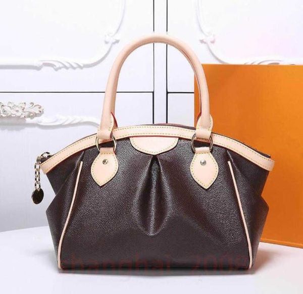 designer handbags single detachable shoulder straps tote bag twist handbag leather inner pocket luxury bags flap 50282
designer handbags single detachable shoulder straps tote bag twist handbag leather inner pocket luxury bags flap 50282