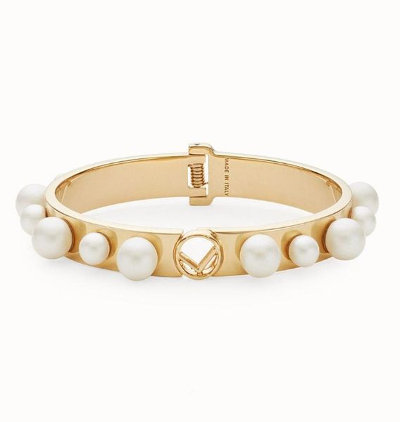 luxury designer bracelet for womens brand classic letters fashion gold bracelets pearl bangle silver diamond jewelry 6081441, Black
luxury designer bracelet for womens brand classic letters fashion gold bracelets pearl bangle silver diamond jewelry 6081441, Black