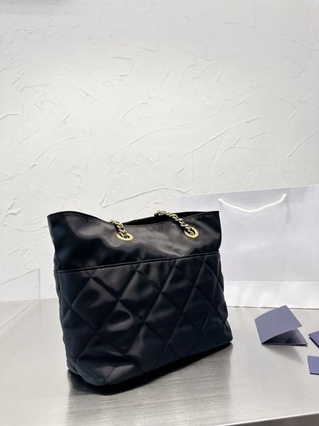 nylon fashion tote bags luxury women shopping bag designer shoulder bag handbag crossbody chain purse black winter large capacity
nylon fashion tote bags luxury women shopping bag designer shoulder bag handbag crossbody chain purse black winter large capacity