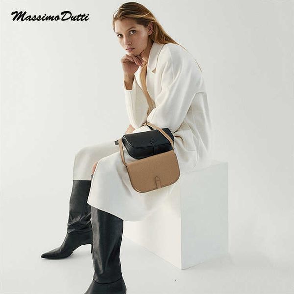 designer bag 2022 new genuine leather messenger bag shoulder half moon saddle flip cover bags wild solid simple ladies crossbody
designer bag 2022 new genuine leather messenger bag shoulder half moon saddle flip cover bags wild solid simple ladies crossbody