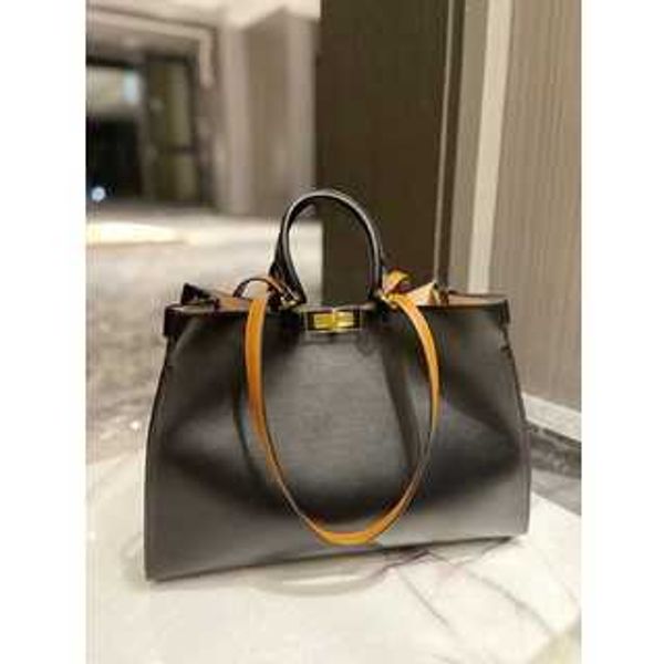 leather designer fend bags famous brand handbags new women sports messenger bag casual shoulder large capacity luxury gg24
leather designer fend bags famous brand handbags new women sports messenger bag casual shoulder large capacity luxury gg24