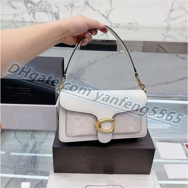 high fashion women shoulder bags classic leather heart style gold chain crossbody purse wallet woman handbag designers bag messenger purse
high fashion women shoulder bags classic leather heart style gold chain crossbody purse wallet woman handbag designers bag messenger purse