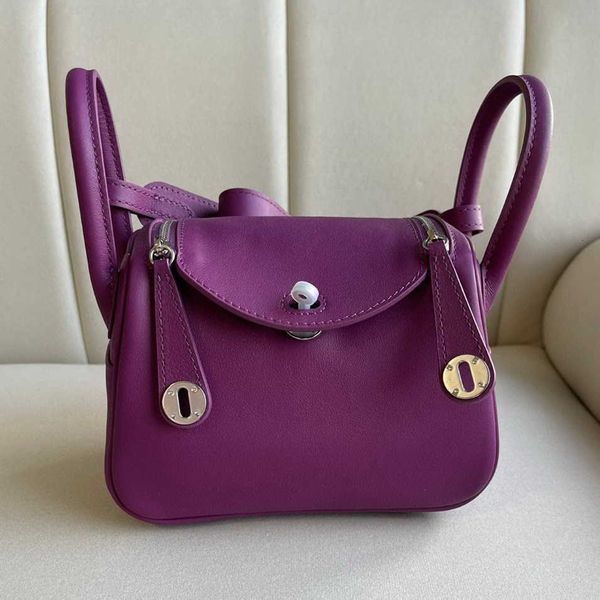 sell designer bags on the 2023h winter swift cowhide mini s leather medicine one shoulder cross body small square doctor 0746
sell designer bags on the 2023h winter swift cowhide mini s leather medicine one shoulder cross body small square doctor 0746