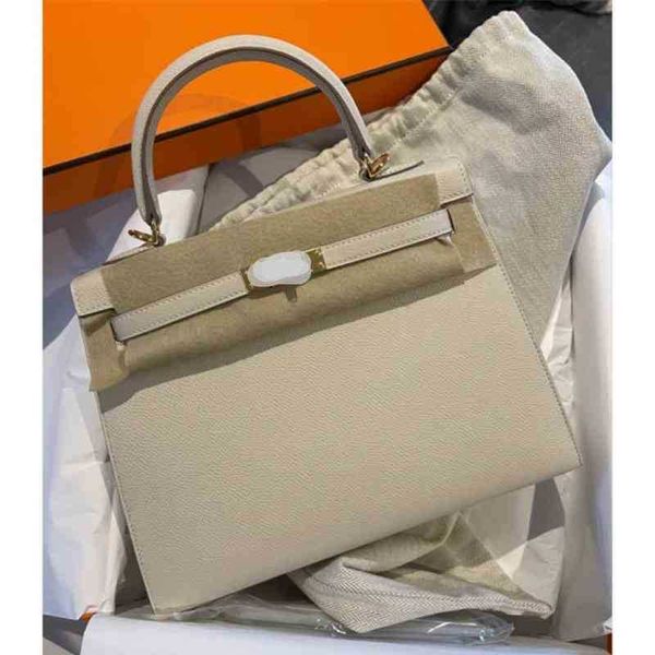 designer bag leather color matching women's single shoulder messenger portable mother's large birkingbag
designer bag leather color matching women's single shoulder messenger portable mother's large birkingbag