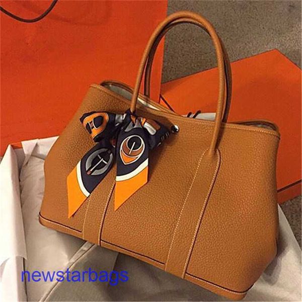designer herme party garden online shop bag 2022 new fashion garden bag leather tote large capacity shopping bucket one shoulder portable
designer herme party garden online shop bag 2022 new fashion garden bag leather tote large capacity shopping bucket one shoulder portable