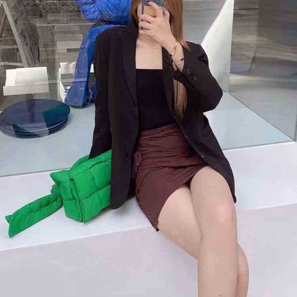bags venetas classic designer bottegas handbags net venetas book red same sponge woven 2022 autumn and winter trend pillow bag womens single
bags venetas classic designer bottegas handbags net venetas book red same sponge woven 2022 autumn and winter trend pillow bag womens single
