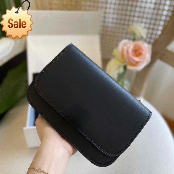 luxury designer single shoulder bags fashion loewe single shoulder cross body style with long strap everything diagonal cross bag factory di
luxury designer single shoulder bags fashion loewe single shoulder cross body style with long strap everything diagonal cross bag factory di