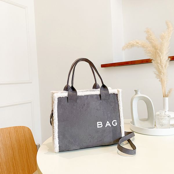 designer luxury women the tote bag fashion versatile handbags shoulder crossbody bags purse tories totes large capacity saddle wallets 7a ux
designer luxury women the tote bag fashion versatile handbags shoulder crossbody bags purse tories totes large capacity saddle wallets 7a ux
