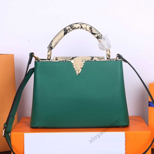 messenger women evening bag female crossbody bags quality shoulder back handbag full skin lychee pattern silk smooth calfskin
messenger women evening bag female crossbody bags quality shoulder back handbag full skin lychee pattern silk smooth calfskin