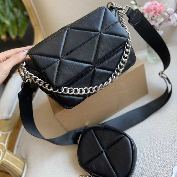 women luxury designer bags messenger crossbody bag leather ladies handbags fashion chain shoulder bag shopping handbag two piece classic
women luxury designer bags messenger crossbody bag leather ladies handbags fashion chain shoulder bag shopping handbag two piece classic