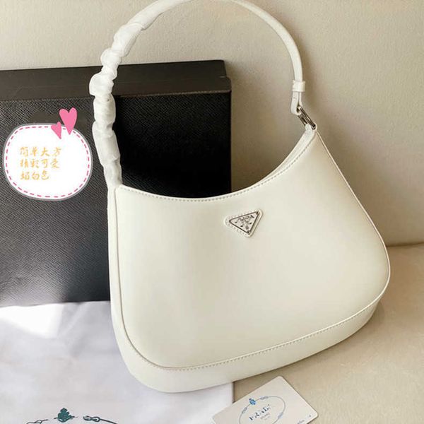 new family armit bag fashion stick simle advanced generous one shoulder portable women's clao crystal embellishment
new family armit bag fashion stick simle advanced generous one shoulder portable women's clao crystal embellishment