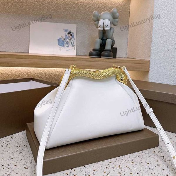 brands crossbody bags fashion designer quality cowhide trapezoidal bag elegance women classic luxury female purses 221120
brands crossbody bags fashion designer quality cowhide trapezoidal bag elegance women classic luxury female purses 221120