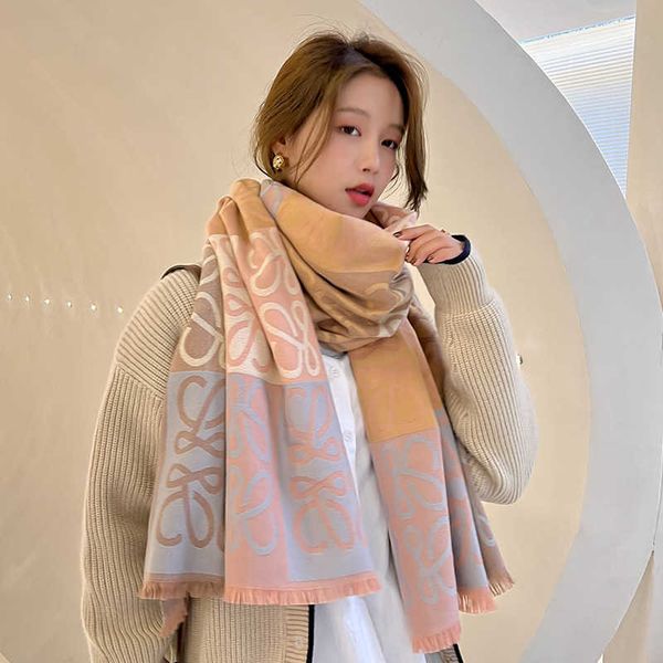 scarves 2022 new women's british style sweet plaid warm fashion cashmere scarf decoration wear shawl, Blue;gray
scarves 2022 new women's british style sweet plaid warm fashion cashmere scarf decoration wear shawl, Blue;gray