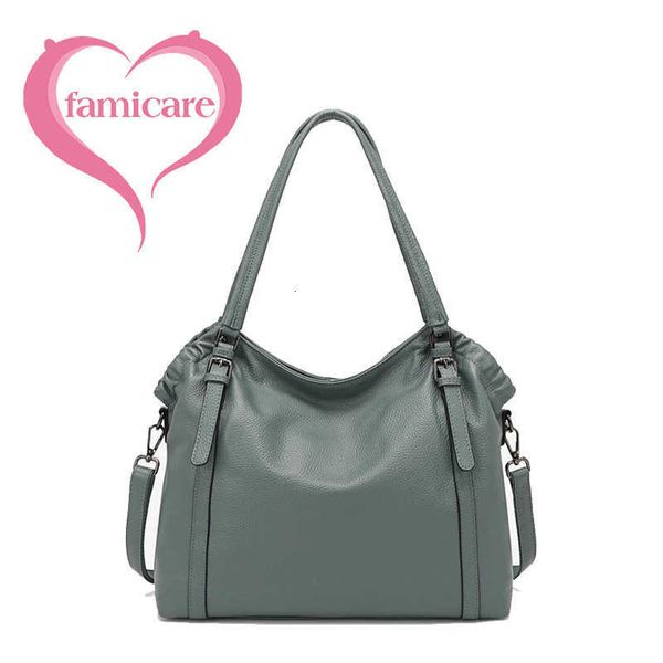 designer bag women tote bag genuine female handbag 2022 new simple soft cowhide bags leather large capacity one shoulder messenger pack
designer bag women tote bag genuine female handbag 2022 new simple soft cowhide bags leather large capacity one shoulder messenger pack