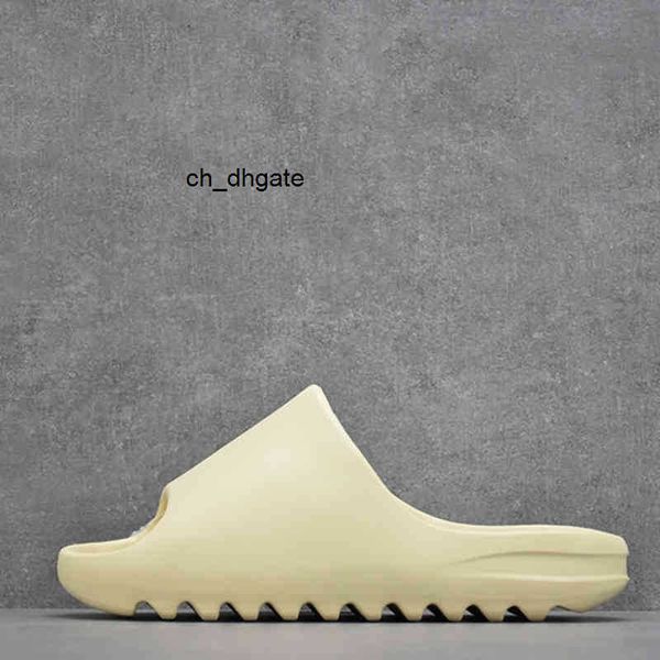 slides yeesys kanyes foam slippers rubber quality designer men women shoes core soot earth brown desert sand resin bone triple black red whi
slides yeesys kanyes foam slippers rubber quality designer men women shoes core soot earth brown desert sand resin bone triple black red whi