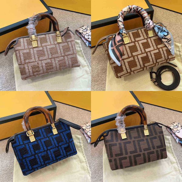 evening bags handbags shoulder bag women mini designer bag handbag classic letter pattern womens fashion cross body with silk scarf
evening bags handbags shoulder bag women mini designer bag handbag classic letter pattern womens fashion cross body with silk scarf