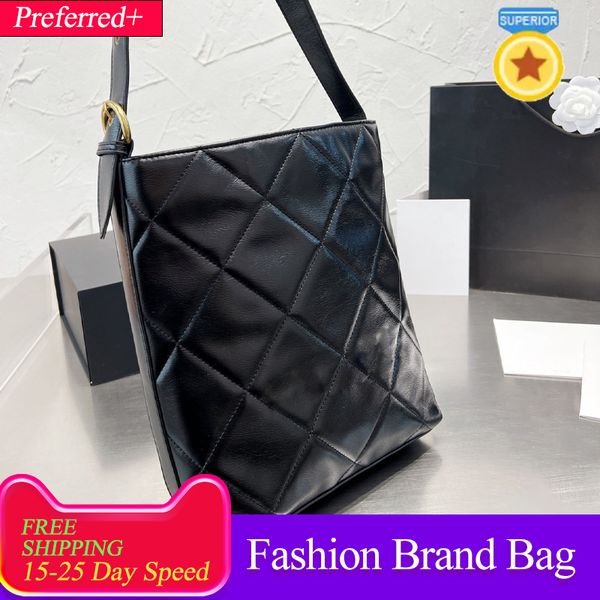 8a luxury shoulder bags leather quilted ladies shoulders bag famous woc plain caviar women designer 5a quality genuine leather
8a luxury shoulder bags leather quilted ladies shoulders bag famous woc plain caviar women designer 5a quality genuine leather