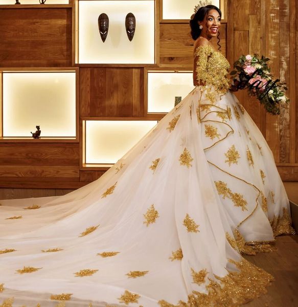 sparkly gold princess a-line wedding dresses 2023 luxury lace applique beaded african middle east church long sleeve bridal gown, White
sparkly gold princess a-line wedding dresses 2023 luxury lace applique beaded african middle east church long sleeve bridal gown, White