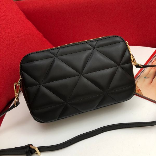 autumn and winter 2022 women shoulder bag fashion woman designer camera bags whole cowhide leather messenger crossbody chain bag lady double
autumn and winter 2022 women shoulder bag fashion woman designer camera bags whole cowhide leather messenger crossbody chain bag lady double
