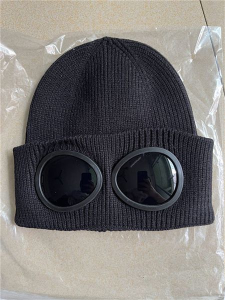 luxury knitted hat brand designer beanie cap men women autumn winter wool skull caps casual fitted fashion 4 colors 2022, Blue;gray
luxury knitted hat brand designer beanie cap men women autumn winter wool skull caps casual fitted fashion 4 colors 2022, Blue;gray
