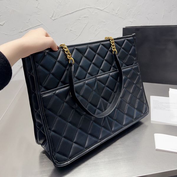 5a designer large capacity totes autumn winter popular classic shopping bags double chain
5a designer large capacity totes autumn winter popular classic shopping bags double chain